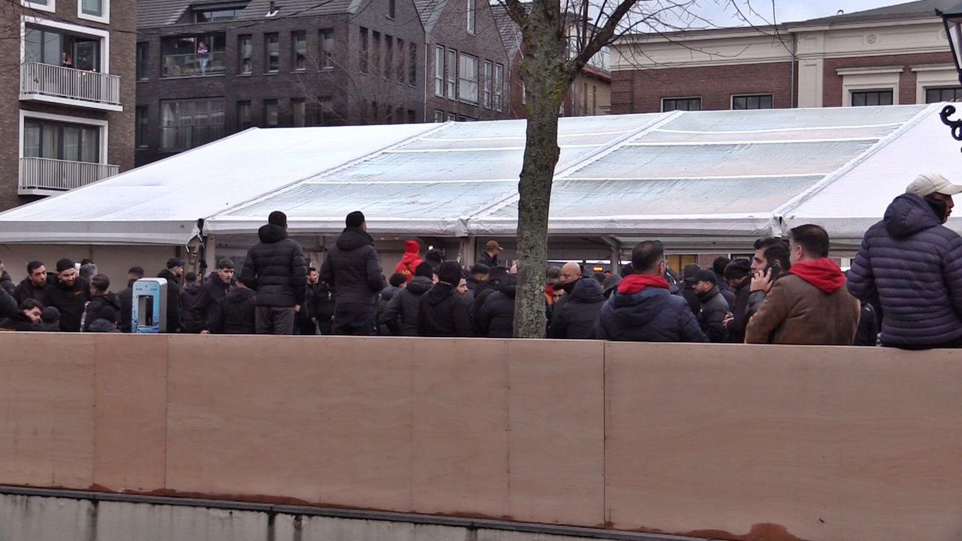 Foto: alkmaar-paardenmarkt-fanzone-10.jpg