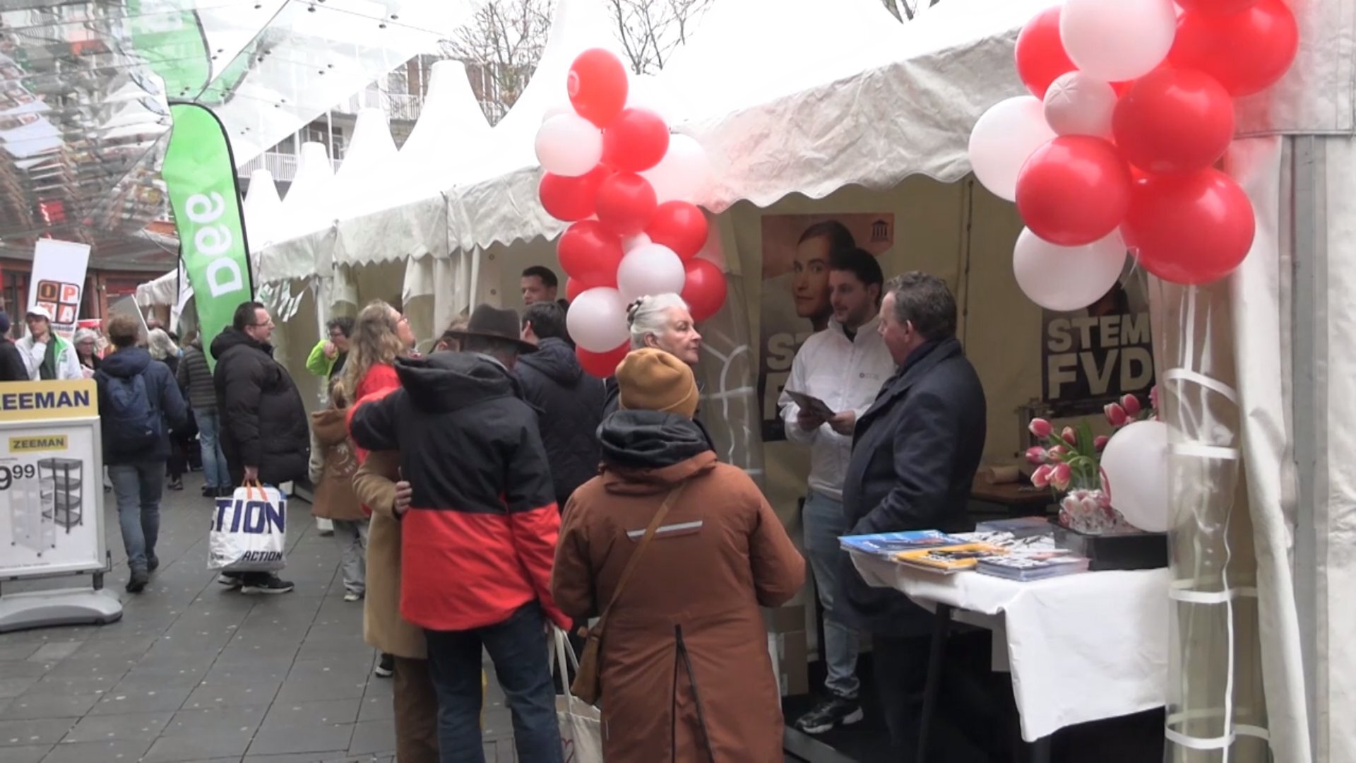 Foto: alkmaar-verkiezingsmarkt-Fvd.jpg
