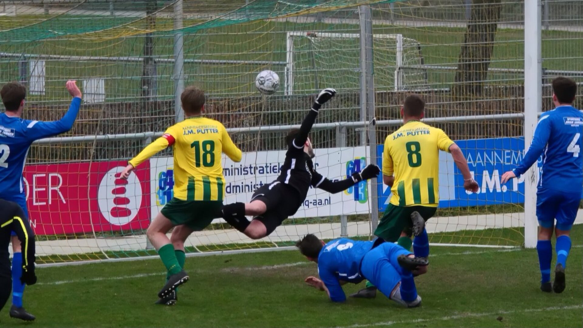 Foto: fc-uitgeest-hsv-2.jpg