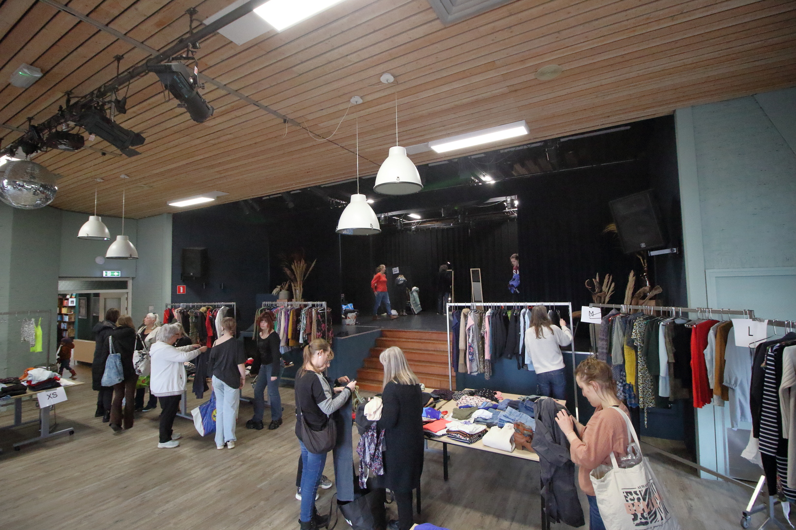 Foto: koedijk-rietschoot-kledingbeurs-1.jpg